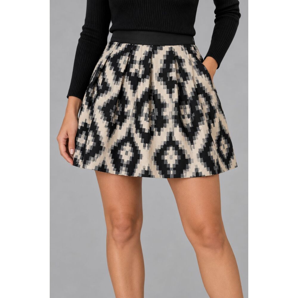Zara Woman Skirt Size M Black Ivory Geometric Pleated Lined Mini A Line